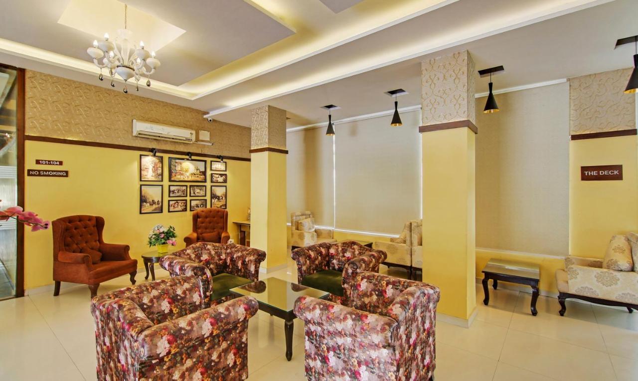 Redwood Resort Panchkula Exterior foto